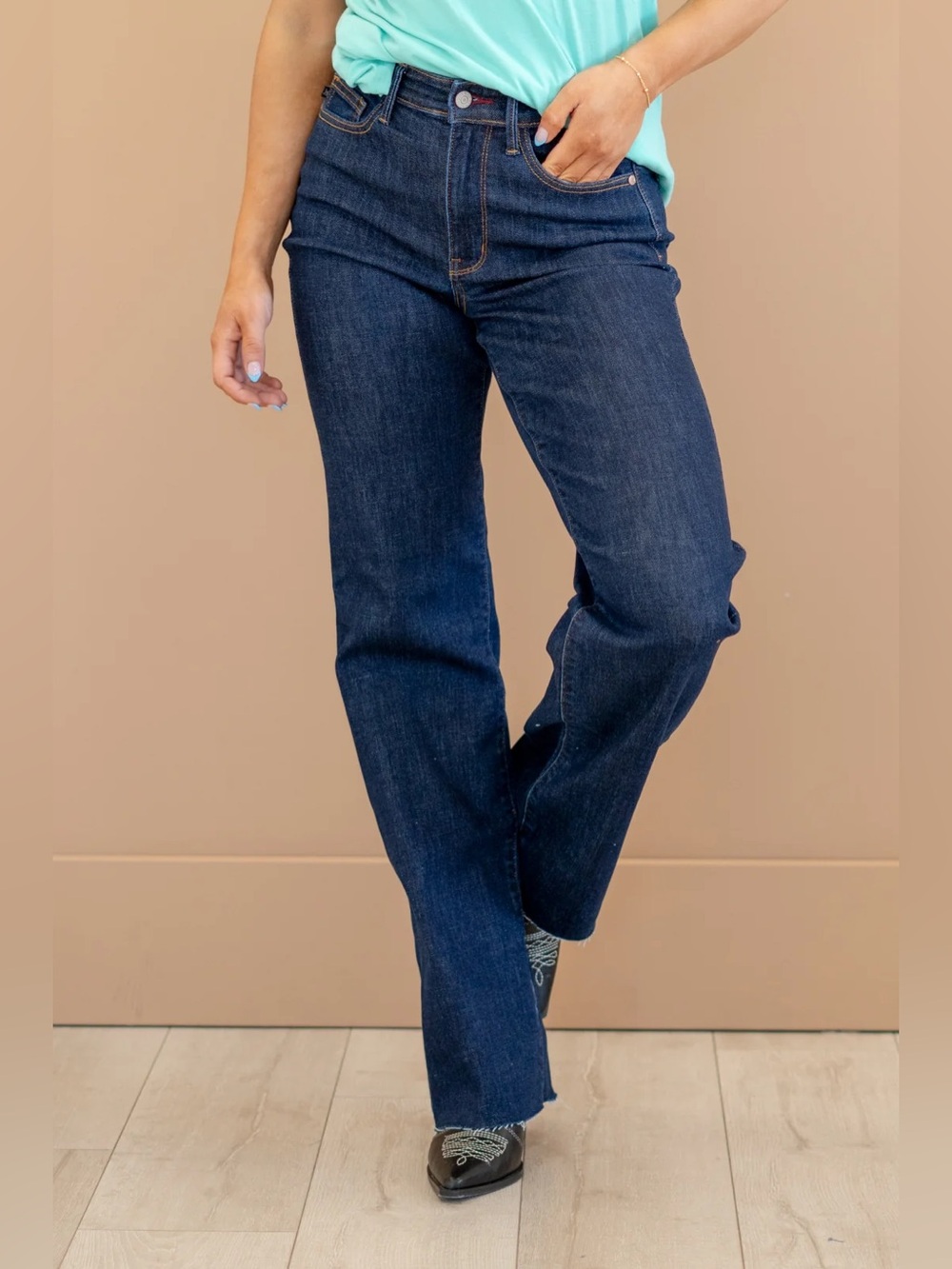 Judy Blue High Rise Vintage Dark Wash Jeans sz 11/30 Back Darts Raw Hem Straight